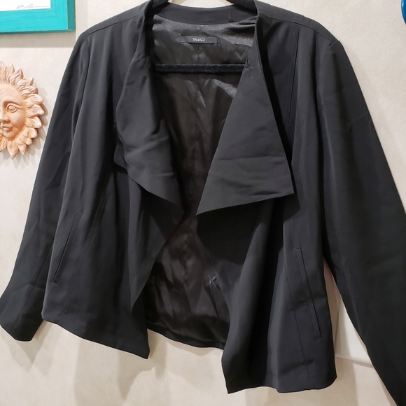 Tahari Suit Jacket Blazer in Black US Size 8 - Picture 6 of 9